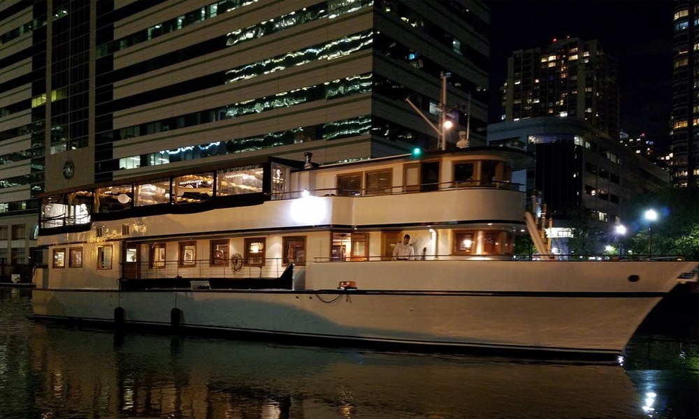 Eastern-Star-Yacht-Charter