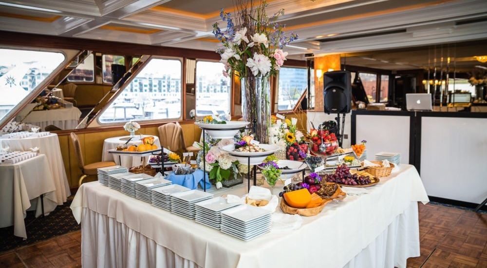 wedding-on-a-yacht