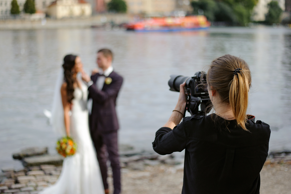 wedding-videographer-wedding-planning-tips-yacht-rental-nyc